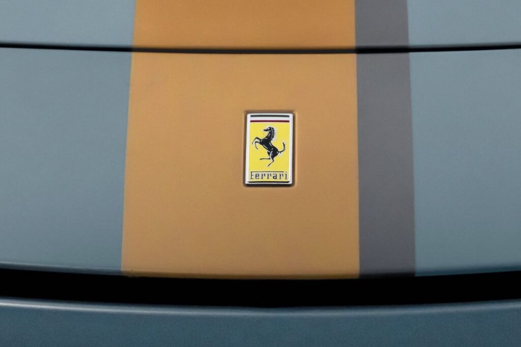 Ferrari si rifiuta di vendere un'auto