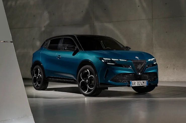 Alfa Romeo Junior parte da 36.505 euro