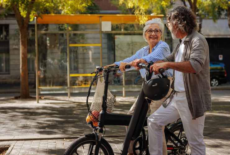 Auto spese bici monopattino elettrico