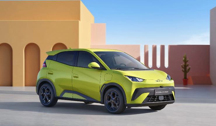 BYD Dolphin Surf problemi alle sospensioni