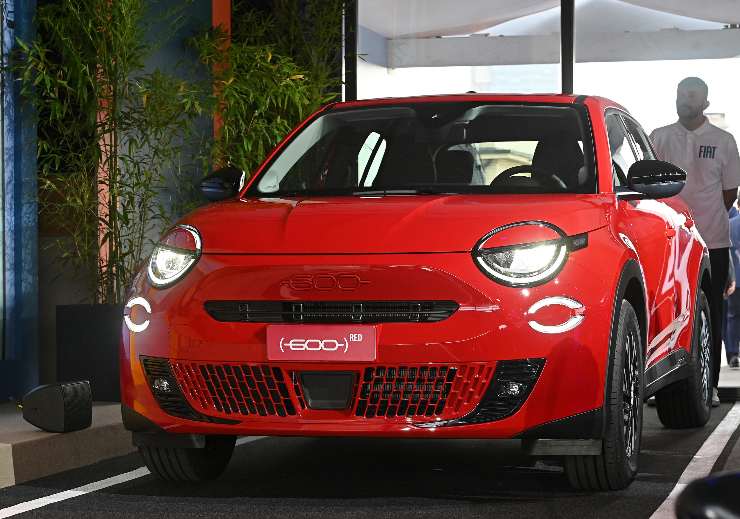 FIAT 600 sconti fino ad 11.000 euro a luglio