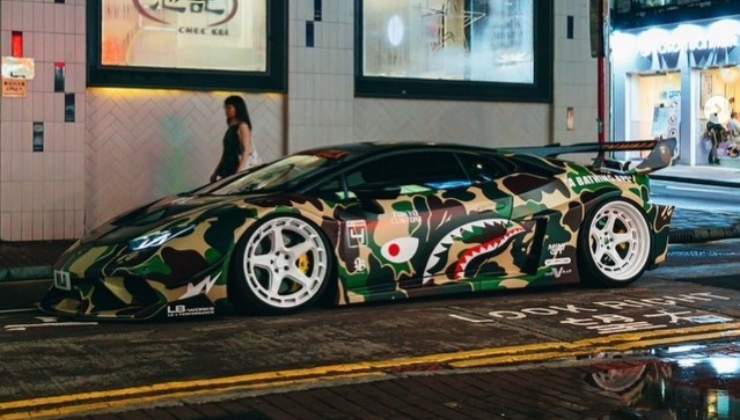 La Lamborghini Huracan in livrea mimetica