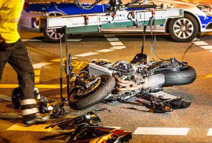 Moto statistiche incidenti morti feriti