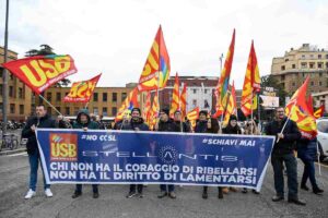 Stellantis Sindacati accordo